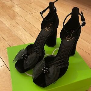 Sam Edelman Black Velvet Pump